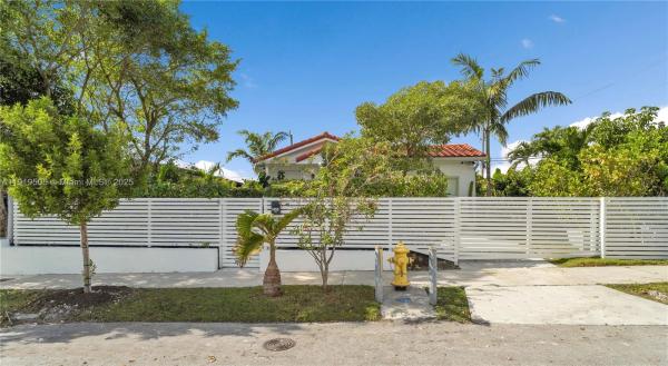 Porter Manor, 1450 SW 20th Ave, Miami, Florida 33145, image 1