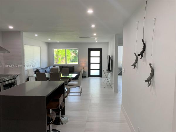 Hollywood Lakes, 1546 Van Buren St, Hollywood, Florida 33020, image 1