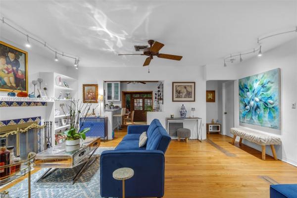 East Shenandoah, 3600 SW 1st Ave, Miami, Florida 33145, image 1