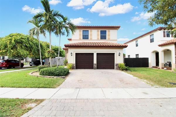 Sonoma At The Vineyards, 732 SE 35th Ave, Homestead, Florida 33033, image 3