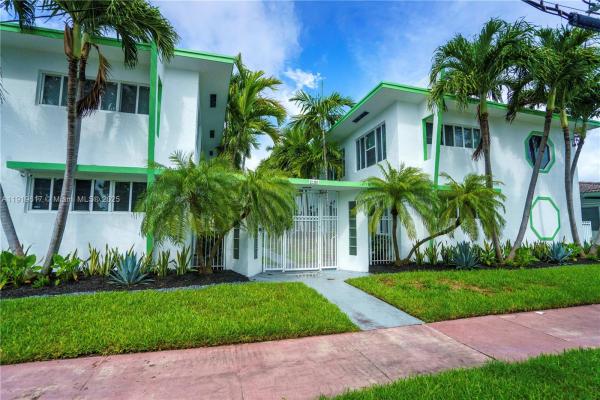 Bayview Townhomes, 2180 Bay Dr #9B, Miami Beach, Florida 33141, image 1