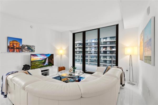1010 Brickell, 1010 Brickell Ave #4206, Miami, Florida 33131, image 2
