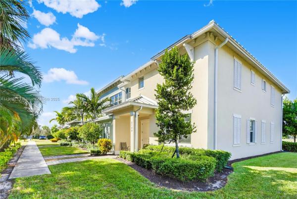 Parkview At Hillcrest, 4144 Greenway Dr #4144, Hollywood, Florida 33021, image 1