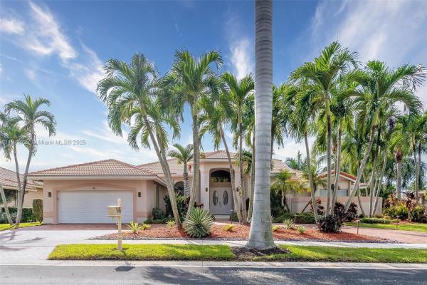 392 Coconut Cir, Weston, Florida 33326, image 1