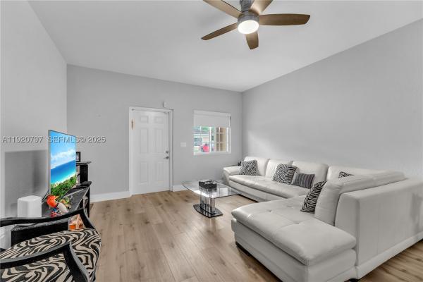 Washington Palms, 4950 Washington St #1, Hollywood, Florida 33021, image 3