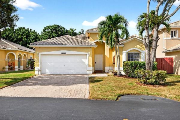 14010 SW 154th Pl, Miami, Florida 33196, image 1