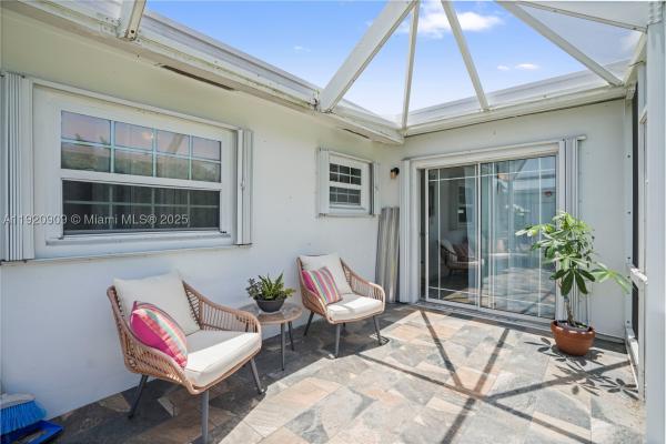 Palm Beach Leisureville, 142 NW 10th Ct, Boynton Beach, Florida 33426, image 2