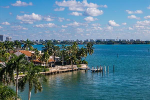 1800 NE 114th St #603, Miami, Florida 33181, image 1