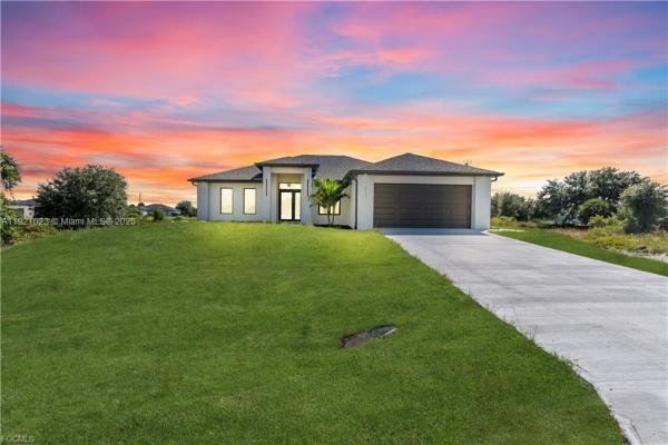 312 Pembroke St, Lehigh Acres, Florida 33974, image 1