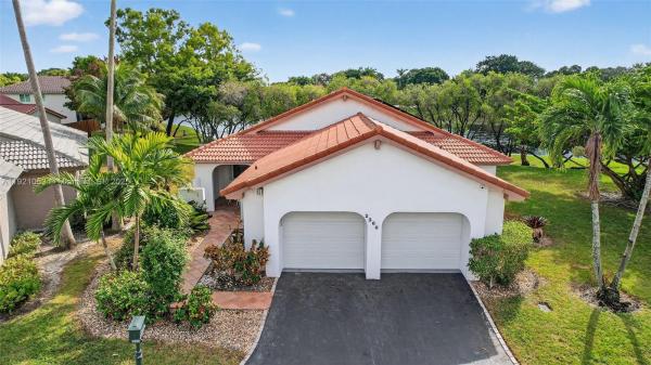 Patio Homes 1 At Country Isles, 2360 Dover, Weston, Florida 33326, image 1