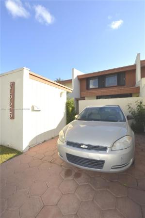 Sunset Kendall Villas, 7625 SW 106th Ave, Kendall, Florida 33173, image 3