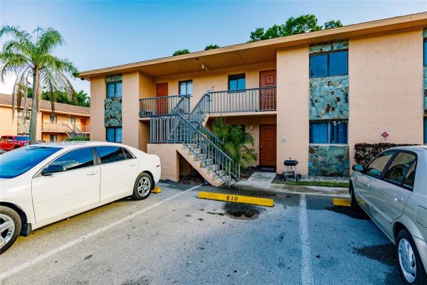Evanston Park, 2680 Park Windsor Dr #510, Fort Myers, Florida 33901, image 2