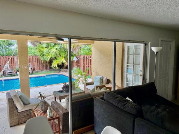 Paseos 2, 11150 SW 161st Pl, The Hammocks, Florida 33196, image 3