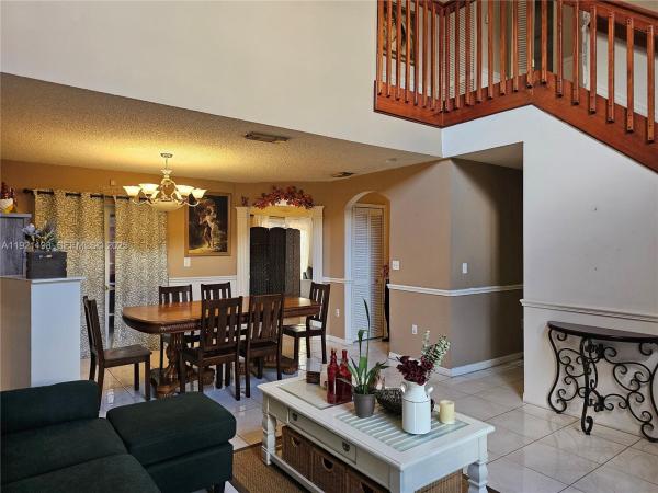 Sunset Palms, 10816 SW 75th St, Kendall, Florida 33173, image 3