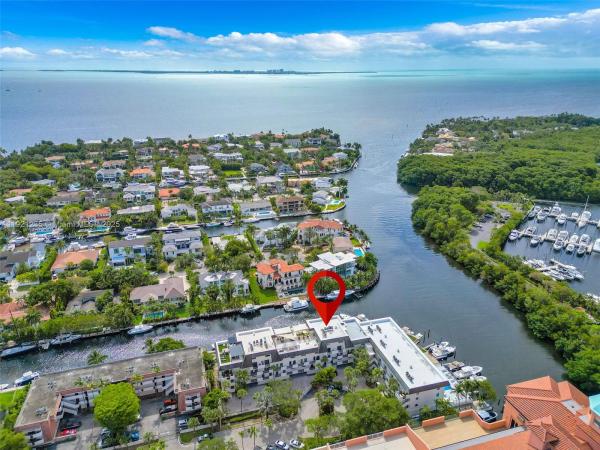 Gables Harbour, 6901 Edgewater Dr #315, Coral Gables, Florida 33133, image 1