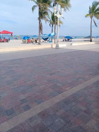 322 Nebraska St, Hollywood, Florida 33019, image 2