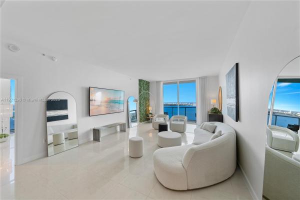 Quantum On The Bay, 1900 N Bayshore Dr #4902, Miami, Florida 33132, image 2