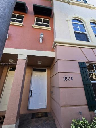 Villa Medici, 1033 NE 17th Way #1604, Fort Lauderdale, Florida 33304, image 1