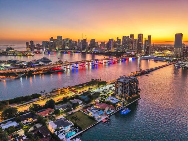 Miami Beach, Florida 33139, image 2