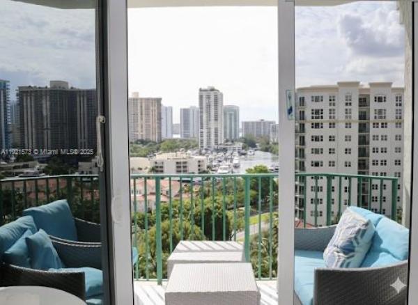 Turnberry Village North Tower, 20000 E Country Club Dr #1207, Aventura, Florida 33180, image 1