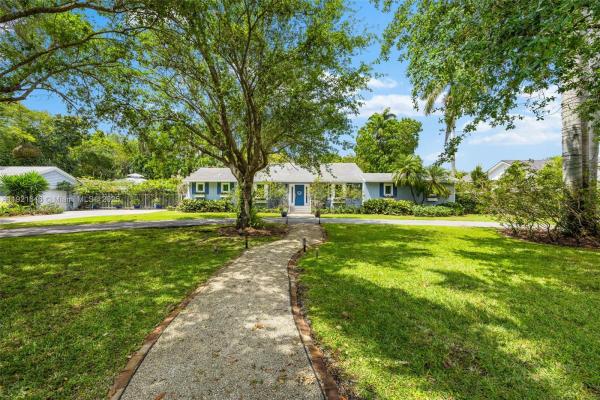 7720 SW 79th Ct, Miami, Florida 33143, image 1