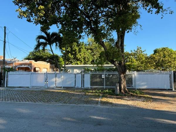New Haven, 2359 NW 32nd St, Miami, Florida 33142, image 1