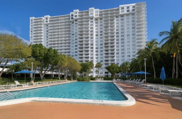 Admirals Port East, 2851 NE 183rd St #907E, Aventura, Florida 33160, image 1