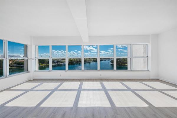 Blair House, 9100 W Bay Harbor Dr #5A, Bay Harbor Islands, Florida 33154, image 3