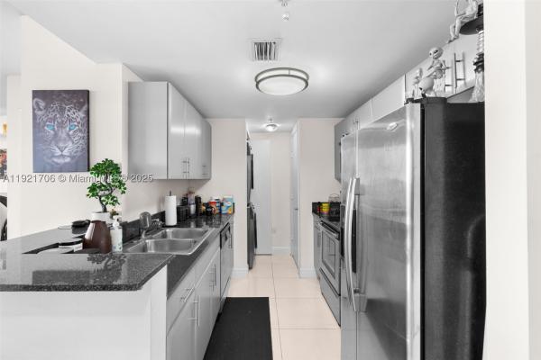 Terrazas Riverpark Village, 1871 NW South River Dr #1402, Miami, Florida 33125, image 3
