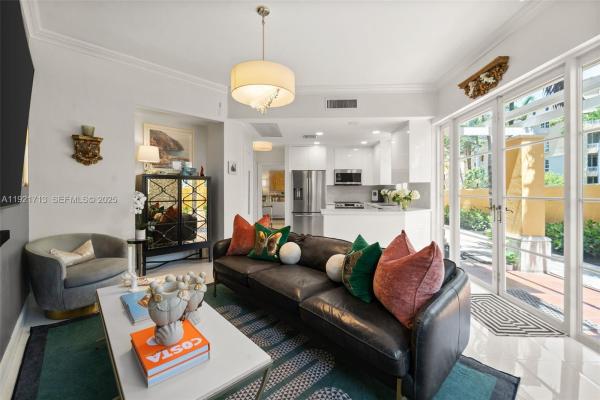 Aventura Bay Townhomes, 18475 NE 30th Pl, Aventura, Florida 33160, image 1