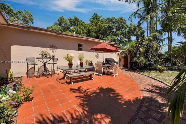 Hallandale By The Sea, 23 SW 8th St, Hallandale Beach, Florida 33009, image 1