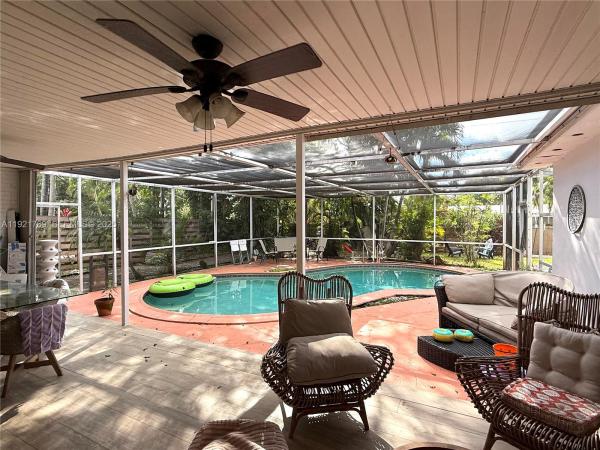 Hollywood Hills, 5424 Van Buren St #5424, Hollywood, Florida 33021, image 1