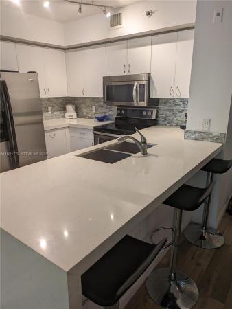 The Yacht Club At Aventura, 19901 E Country Club Dr #2305, Aventura, Florida 33180, image 1