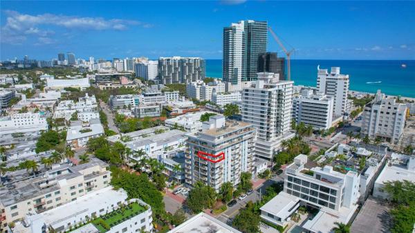 James Central Towers, 245 18th St #902, Miami Beach, Florida 33139, image 1