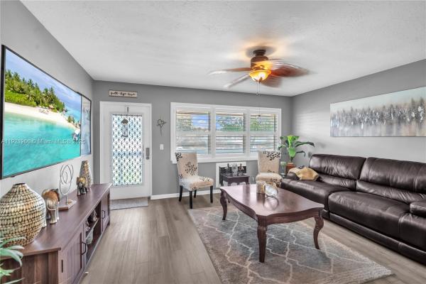 244 Durham F #244, Deerfield Beach, Florida 33442, image 1