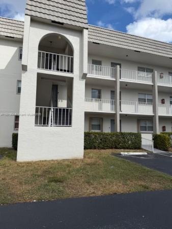 Sunrise Lakes 2, 8350 Sunrise Lakes Blvd #202, Sunrise, Florida 33322, image 1