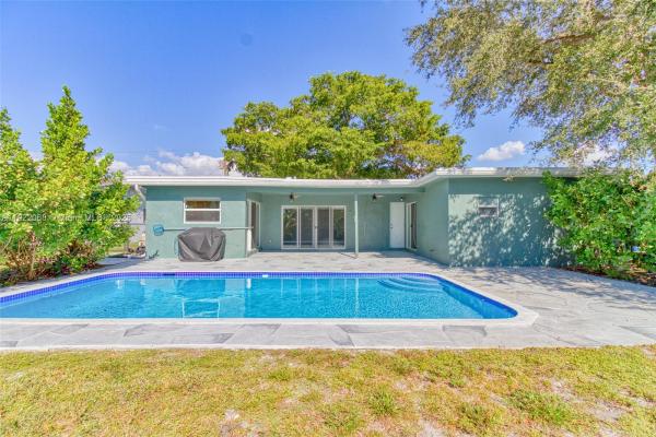 Sunrise Golf Village, 6510 NW 21st St, Sunrise, Florida 33313, image 1