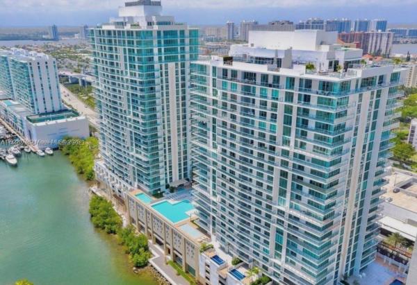 Parque Towers, 330 Sunny Isles Blvd #5-2002, Sunny Isles Beach, Florida 33160, image 2