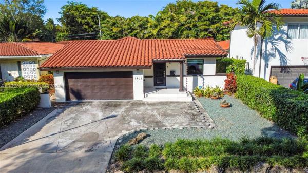 Coral Gables Country Club, 1409 Bird Rd, Coral Gables, Florida 33146, image 1