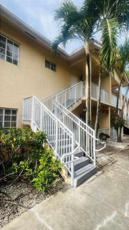 San Marco Villas, 6972 NW 179th St #209-4, Hialeah, Florida 33015, image 2