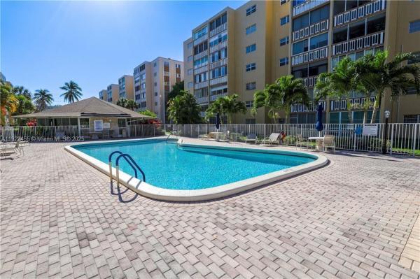 Meadowbrook Towers, 233 NE 14th Ave #402, Hallandale Beach, Florida 33009, image 1