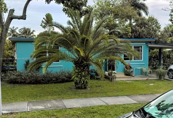 Schaffer Park, 209 SW 5th St, Hallandale Beach, Florida 33009, image 1