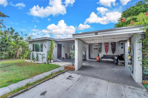 Overbrook Shores, 100 NW 123rd St, North Miami, Florida 33168, image 1