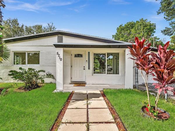 Playland Estates, 5710 Raleigh St, Hollywood, Florida 33021, image 1