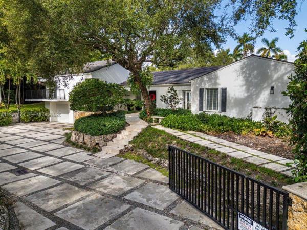 Cocoplum, 7000 Robles St, Coral Gables, Florida 33143, image 1