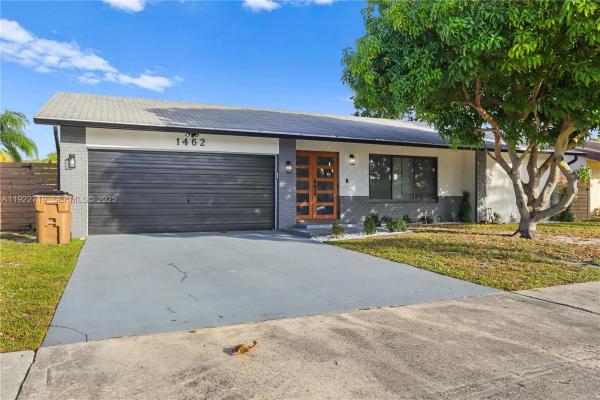 Waterford Homes, 1462 SW 25th Ave, Deerfield Beach, Florida 33442, image 2