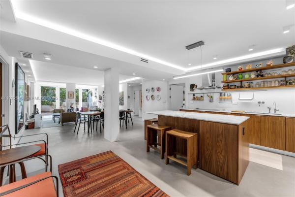 Botanica At Key Colony, 161 Crandon Blvd #125, Key Biscayne, Florida 33149, image 1