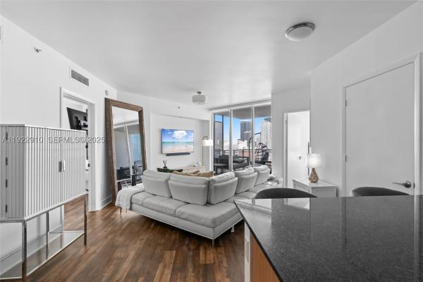 Wind, 350 S Miami Ave #1803, Miami, Florida 33130, image 2