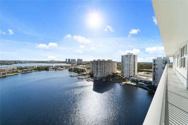 Admirals Port West, 2801 NE 183rd St #2116W, Aventura, Florida 33160, image 3