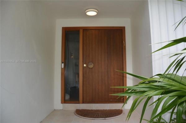 Ocean Beach, 1315 Lenox Ave, Miami Beach, Florida 33139, image 1